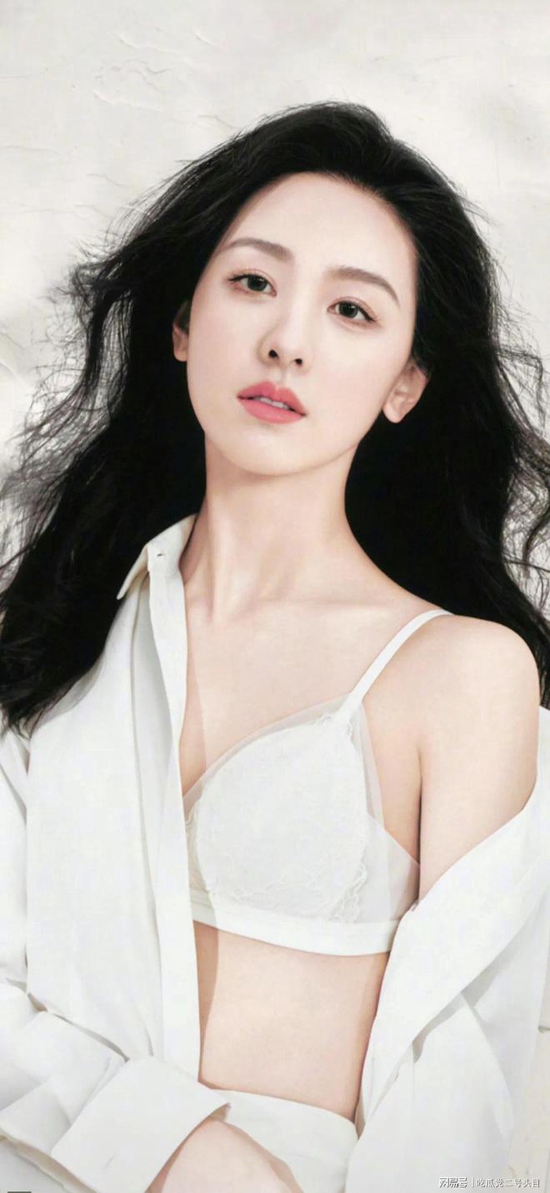 陈都灵